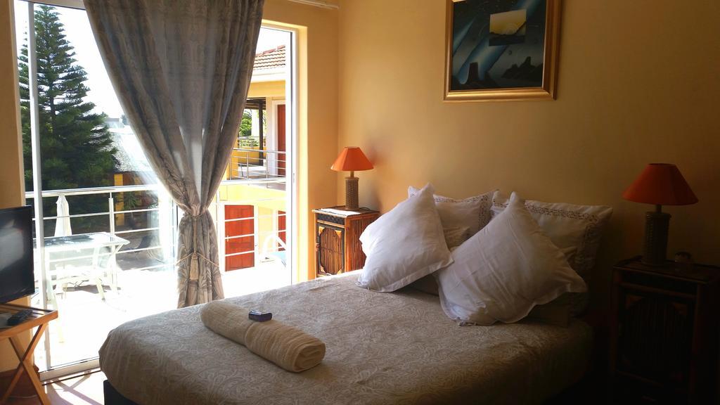 Natalie Guesthouse Блубергстранд Екстериор снимка