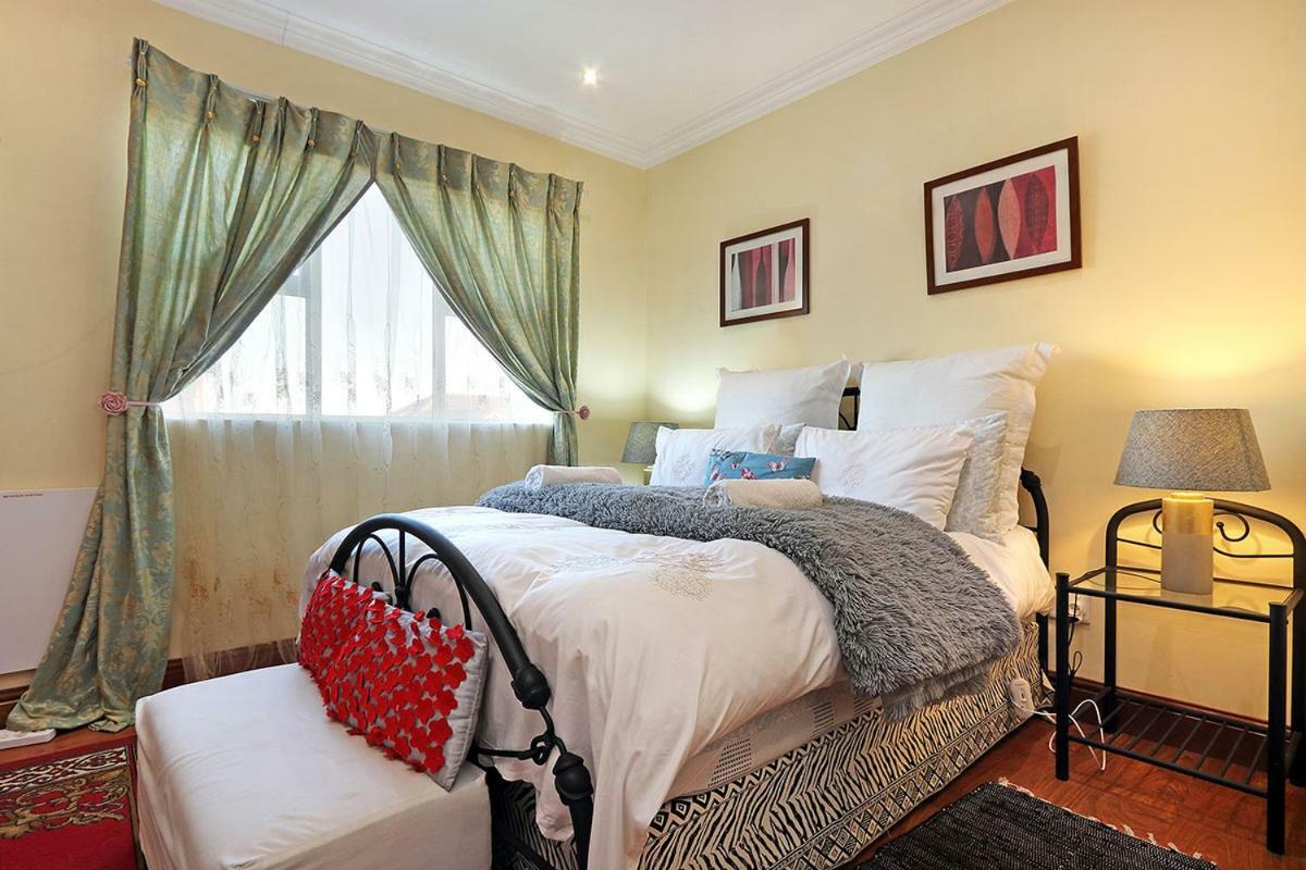 Natalie Guesthouse Блубергстранд Екстериор снимка